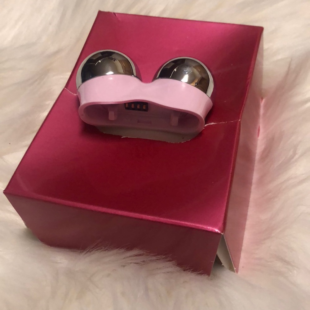 NuFace Facial Trainer